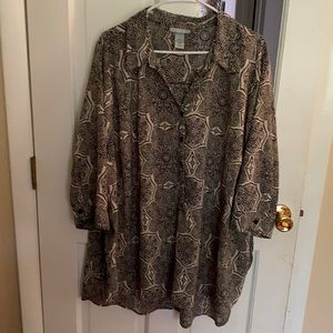 Catherine’s pull over blouse. 3/4